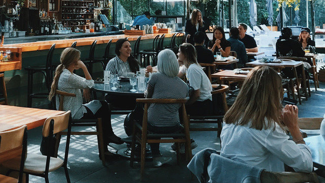 Zo voer je een goed gesprek met een migrant